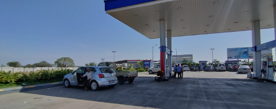 Samruddhi Expressway, Fuel Facilities Near Road