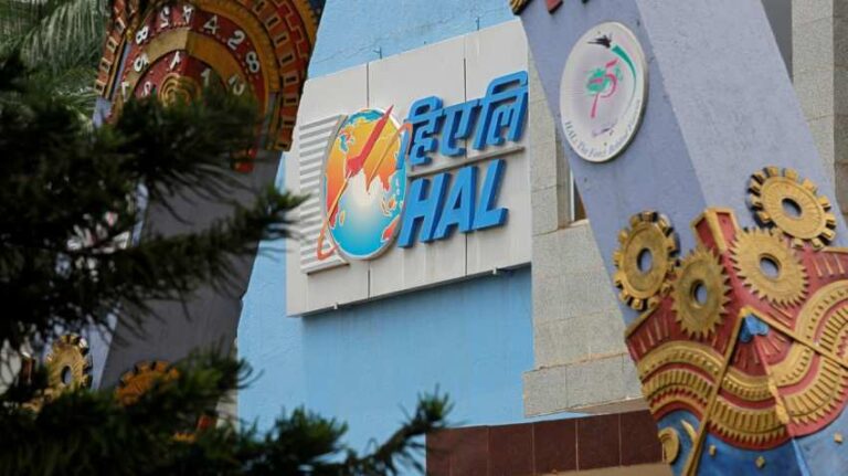 Read more about the article HAL Tejas Nashik Hub: 7 Powerful Breakthroughs and Hidden Setbacks in India’s Jet Engine Capital