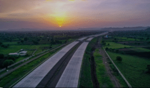 Read more about the article Samruddhi Expressway Update 2025: Game-Changing Travel Perks & Hidden Hassles Between Nashik and Mumbai”.