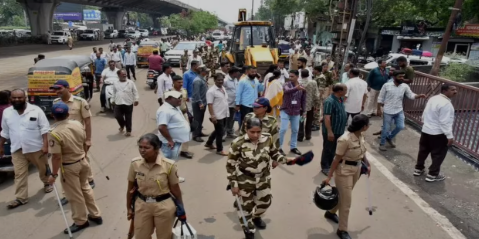 illegal parking and road encroachments—especially near junctions like Dwarka Circle