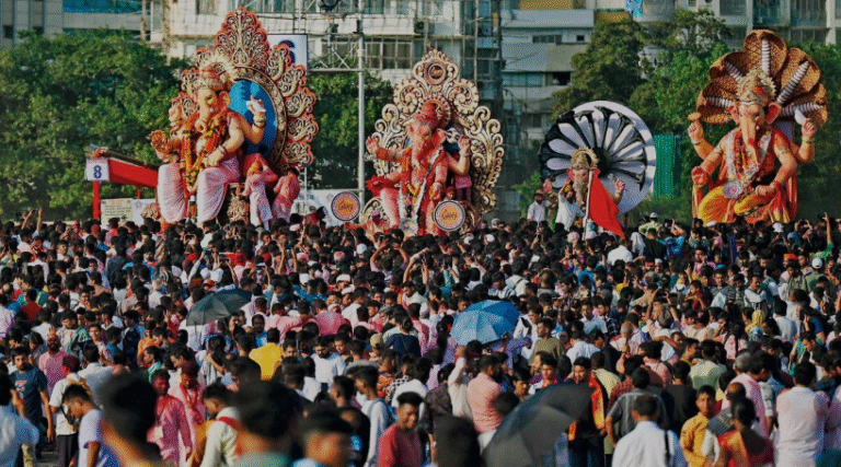 Read more about the article “Ganpati Festival in Nashik: From Homes to Mandals, A Celebration of Unity”